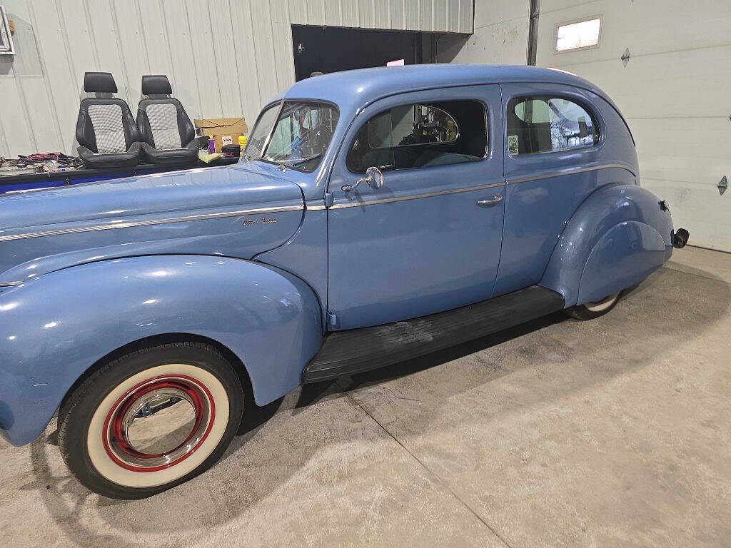 1940 Ford DELUXE V8 48