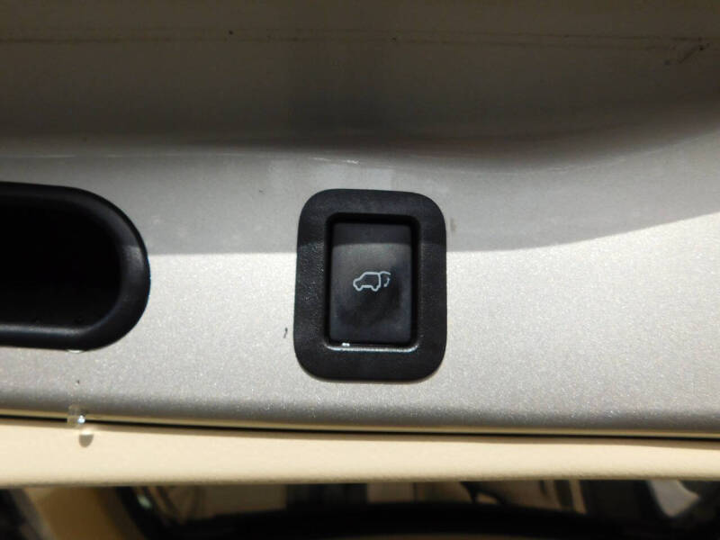 2016 Toyota Highlander LE Plus