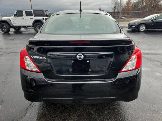 2018 Nissan Versa