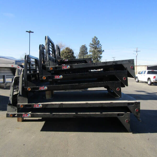2025 GR Flat Beds