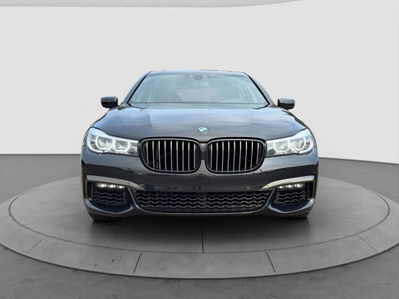 2019 BMW 7 Series 740i