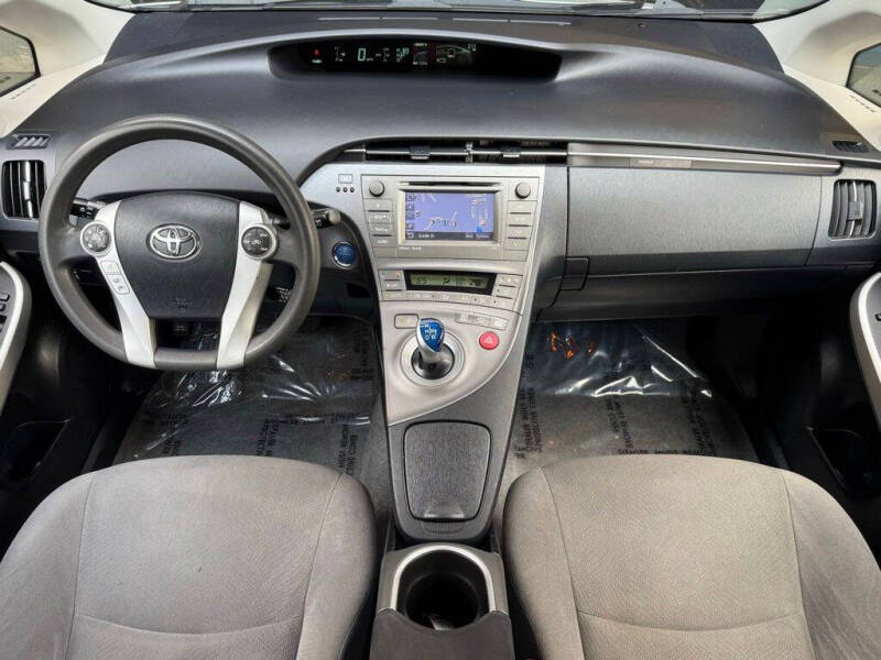 2015 Toyota Prius Three