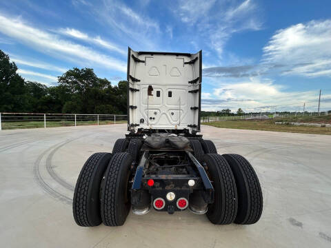 2016 Freightliner Cascadia