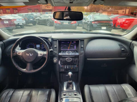 2013 Infiniti FX37