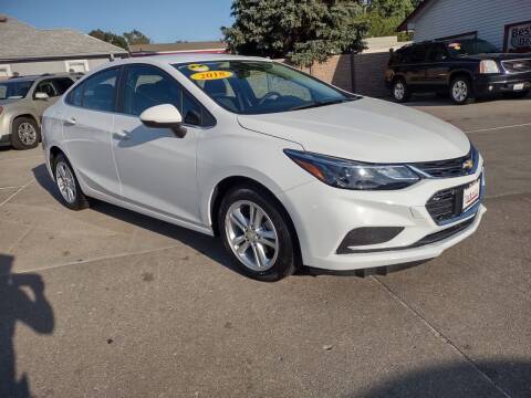 2018 Chevrolet Cruze for sale at Triangle Auto Sales in Omaha NE