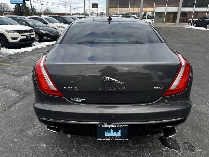 2016 Jaguar XJL Portfolio
