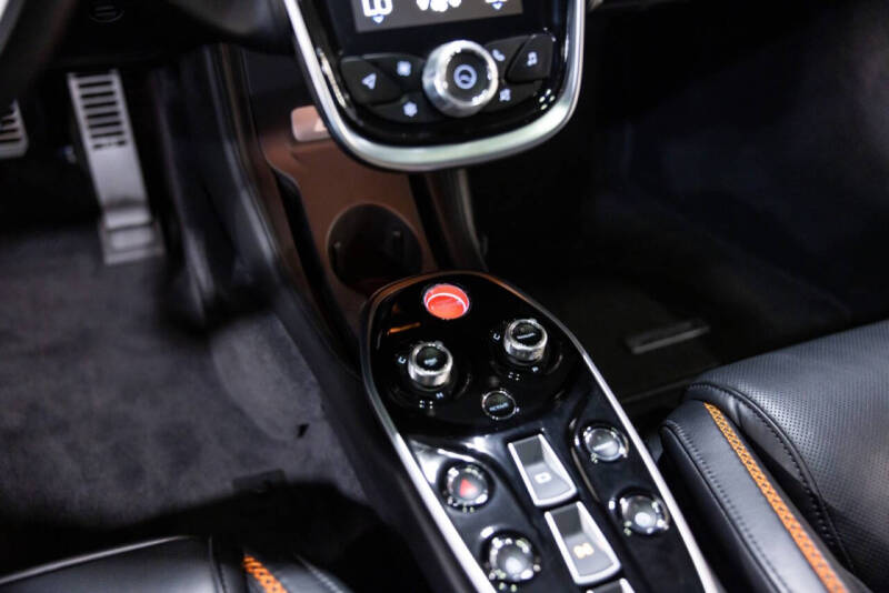 2023 McLaren GT