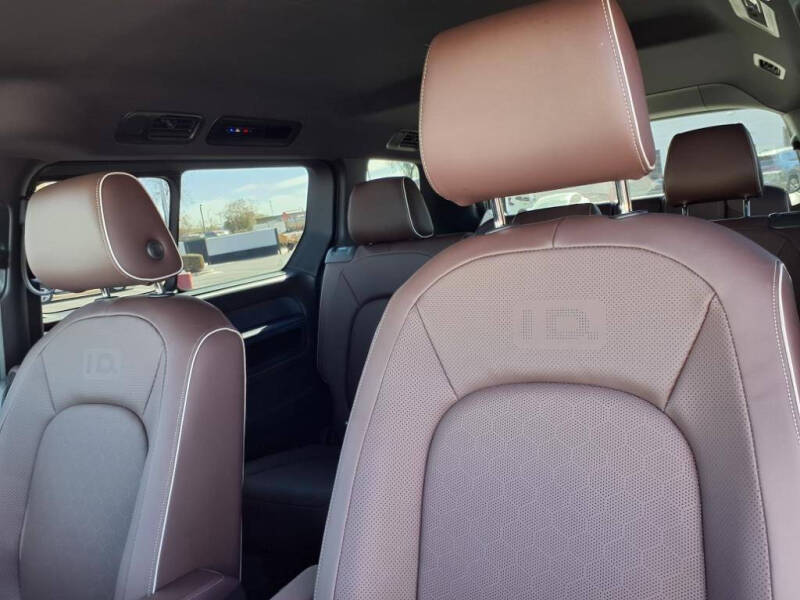 2025 Volkswagen ID. Buzz Pro S