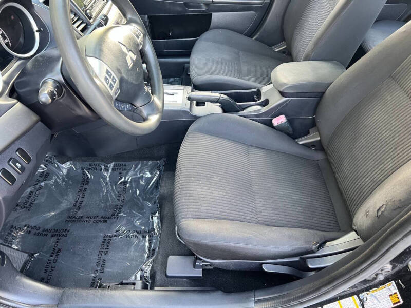2015 Mitsubishi Lancer ES