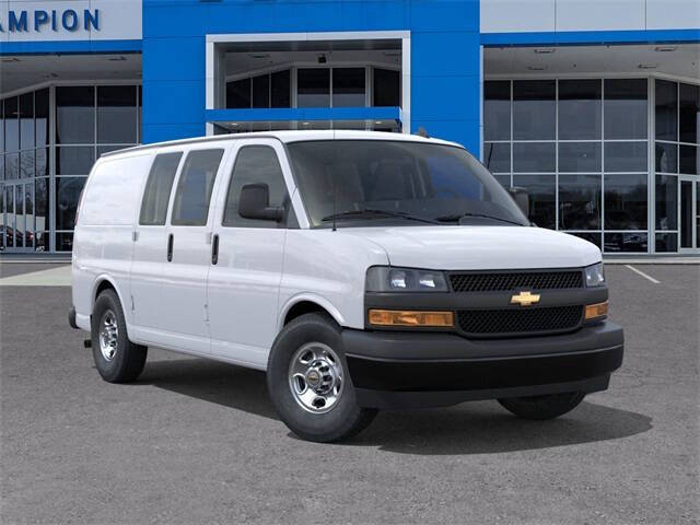 2025 Chevrolet Express 2500