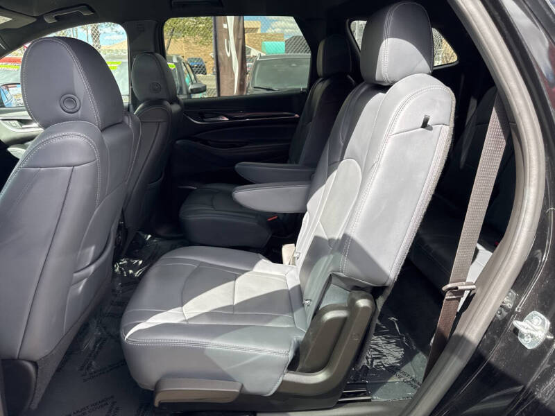 2024 Buick Enclave Premium