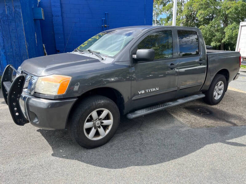 2008 Nissan Titan XE's photo