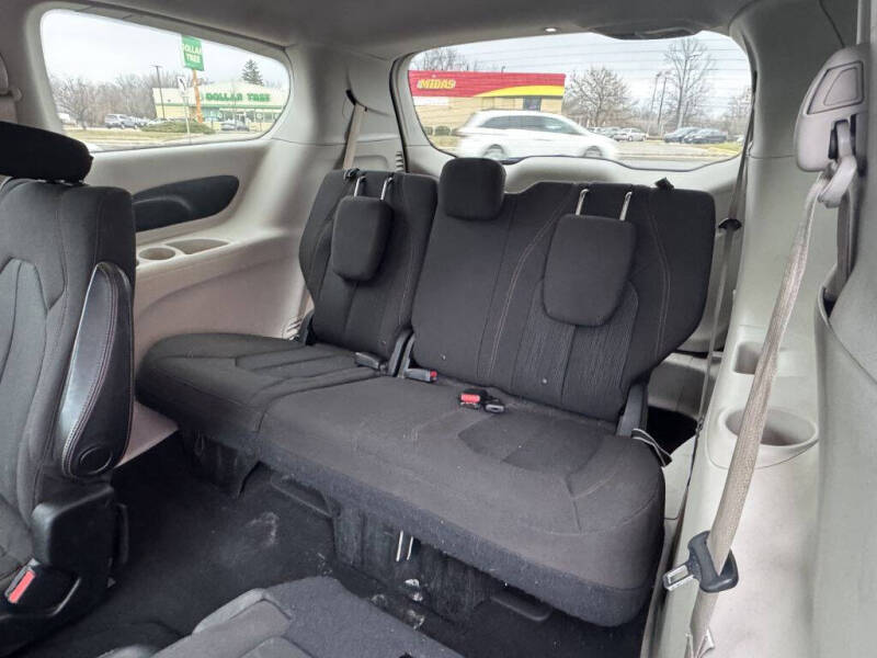 2017 Chrysler Pacifica Touring