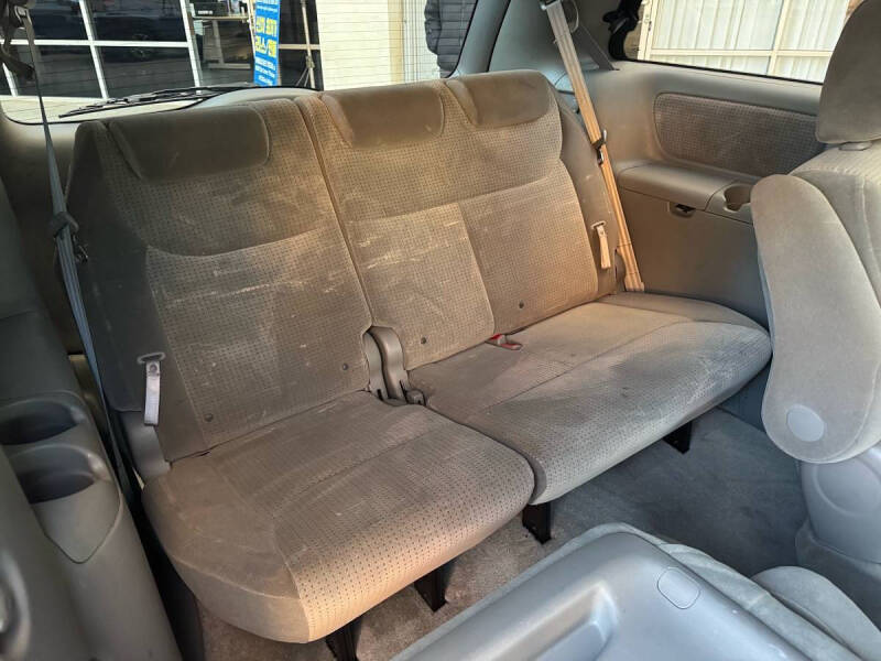 2006 Toyota Sienna LE 7 Passenger