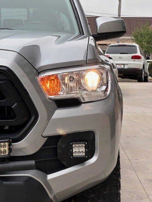 2022 Toyota Tacoma null photo 15