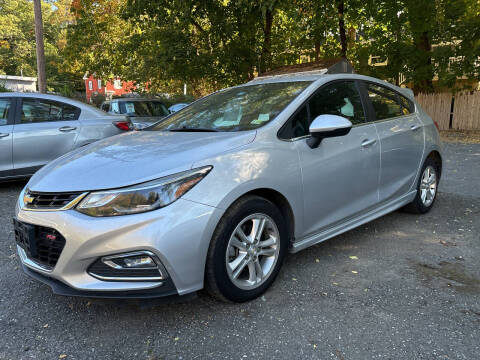 2018 Chevrolet Cruze for sale at Automarket inc in Carmel NY