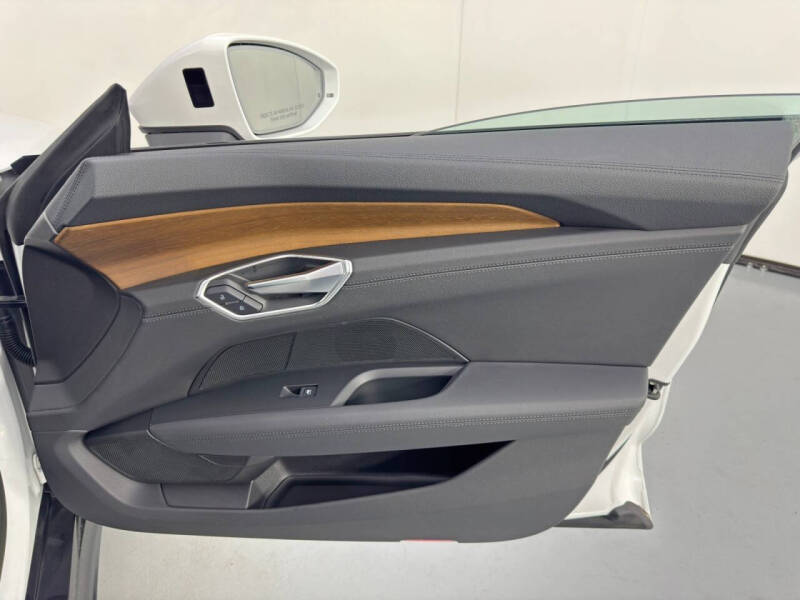 2022 Audi e-tron GT quattro Premium Plus