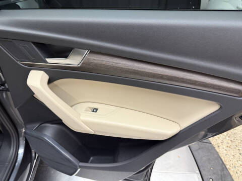 2024 Audi Q5 e quattro S line Premium 55 TFSI