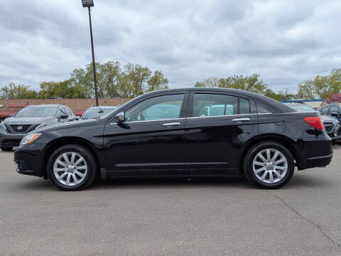 2013 Chrysler 200 Limited