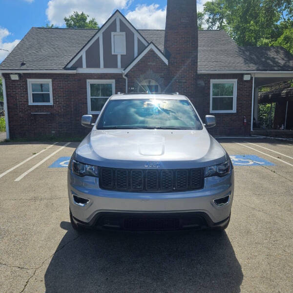 2017 Jeep Grand Cherokee Laredo