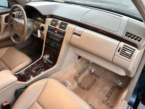 1999 Mercedes-Benz E-Class E 320 4MATIC