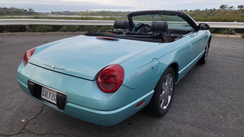 2002 Ford Thunderbird Deluxe