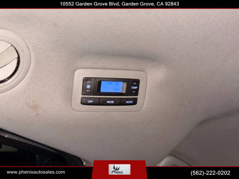 2015 Toyota Sienna