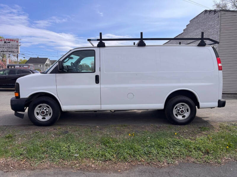 2017 GMC Savana 2500