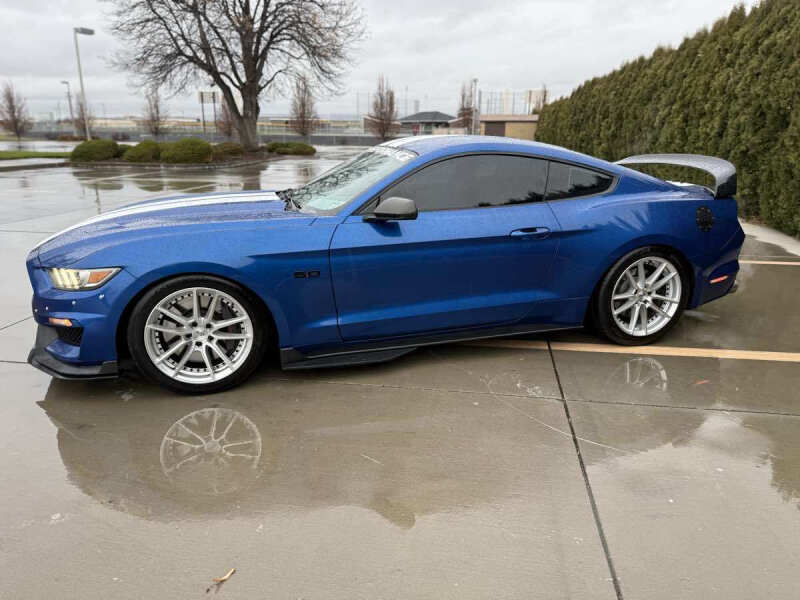 2017 Ford Mustang GT