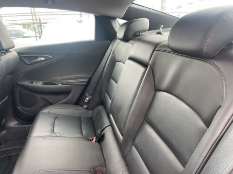 2017 Chevrolet Malibu LT