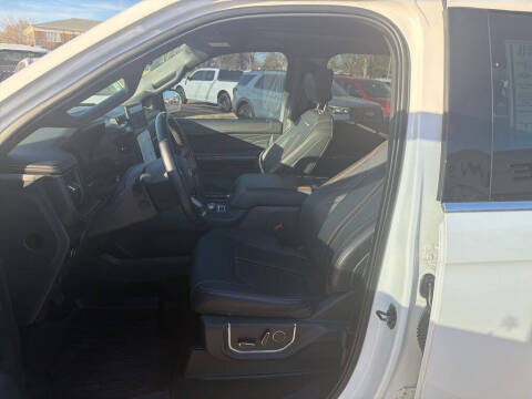 2023 Ford Expedition MAX Platinum