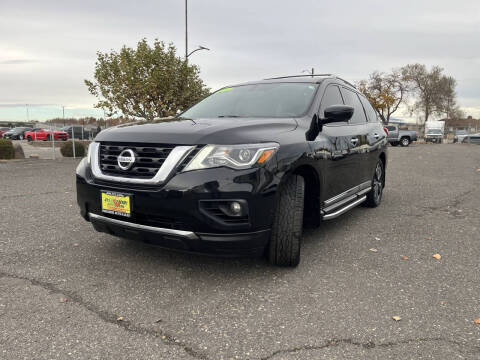 2020 Nissan Pathfinder Platinum