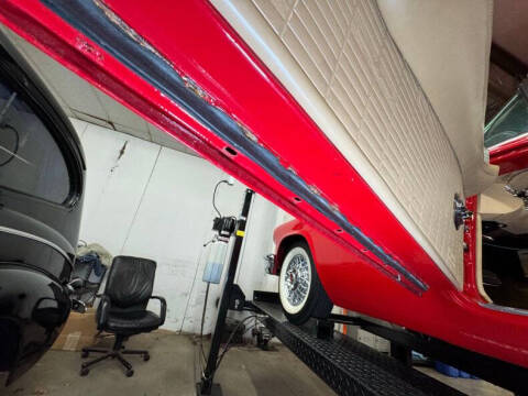 1957 Ford Thunderbird