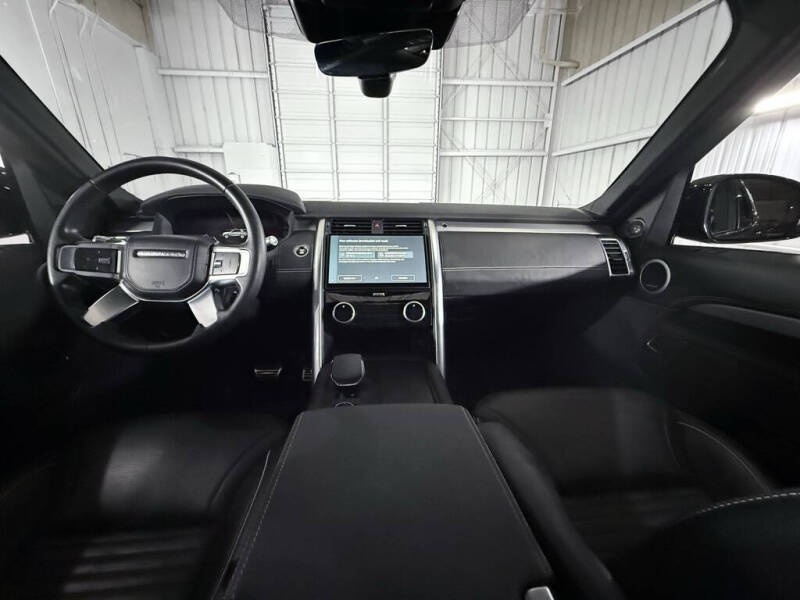 2022 Land Rover Discovery P360 HSE R-Dynamic