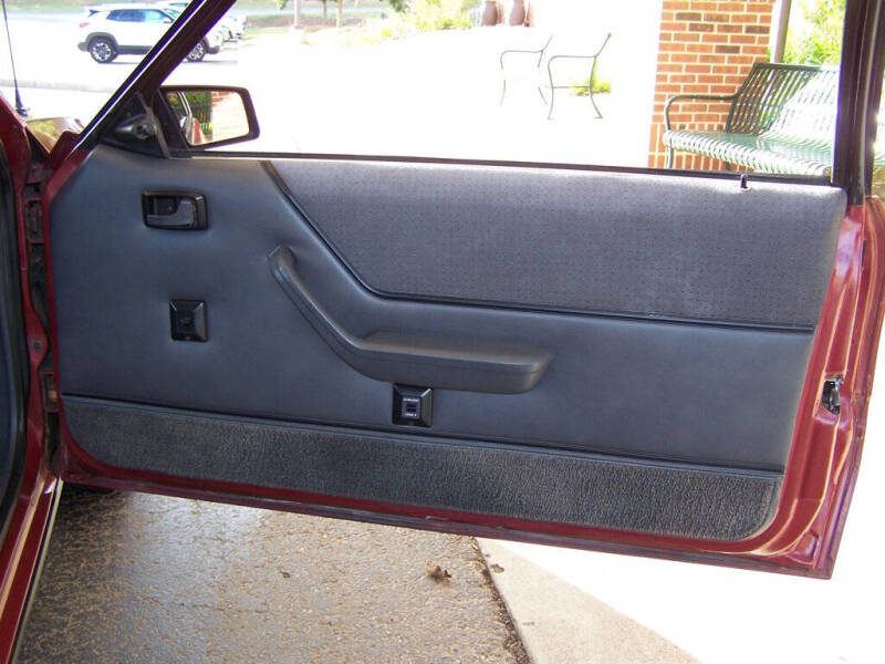 1984 Ford Mustang SVO Turbo