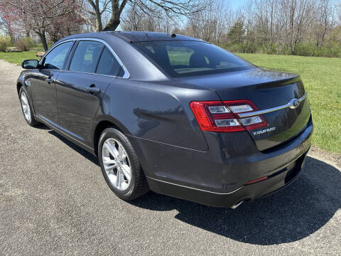 2017 Ford Taurus SEL