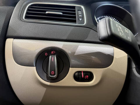 2018 Volkswagen Jetta 1.4T SE