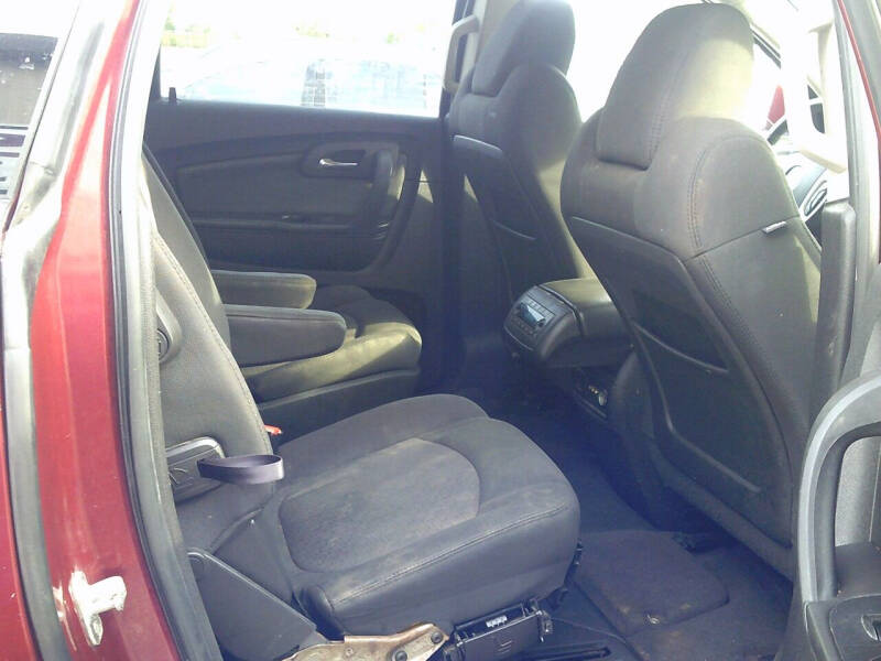 2011 Chevrolet Traverse LT