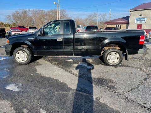 2006 Ford F-150 for sale at VILLAGE AUTO MART LLC in Portage IN