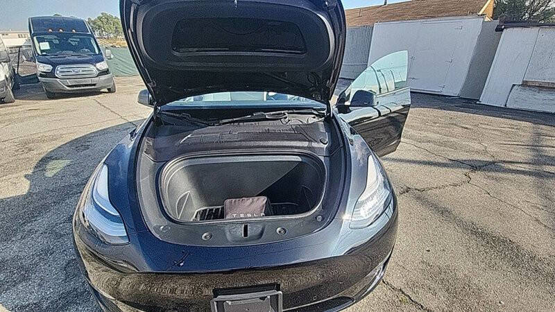 2020 Tesla Model Y Long Range