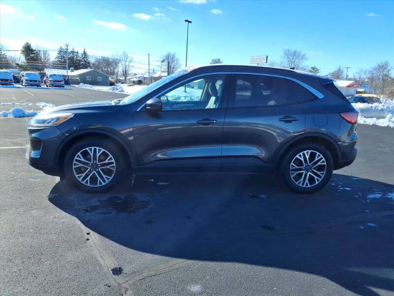 2020 Ford Escape SEL