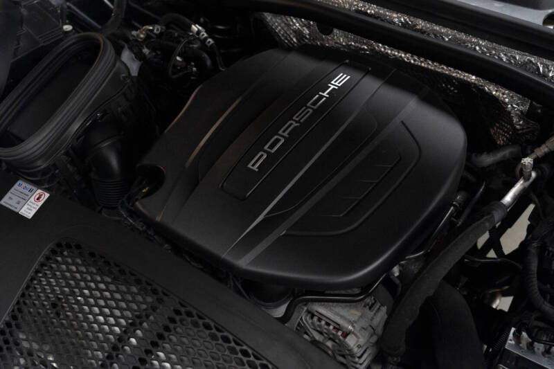 2020 Porsche Macan