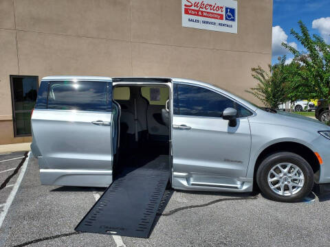 2023 Chrysler Pacifica Touring L