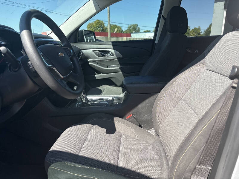 2021 Chevrolet Traverse LS