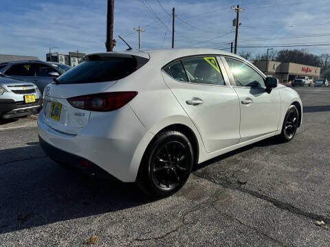 2016 Mazda MAZDA3 i Touring