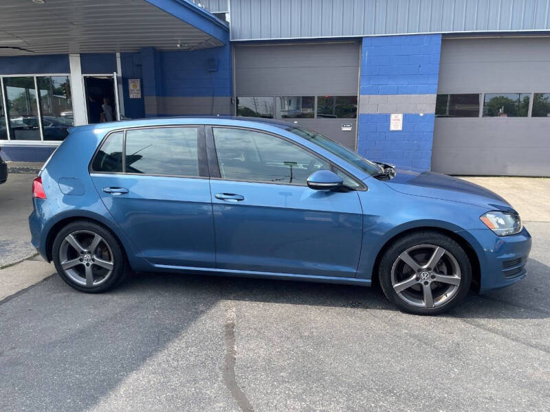 2015 Volkswagen Golf TSI SE