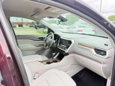 2017 GMC Acadia SLE-1