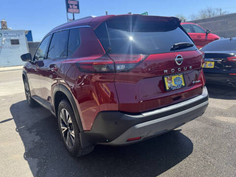 2021 Nissan Rogue SV