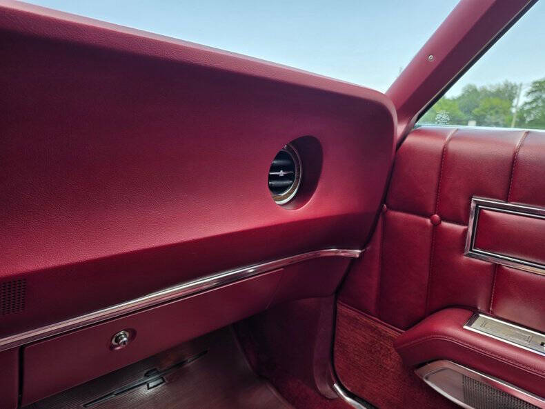 1971 Ford Thunderbird