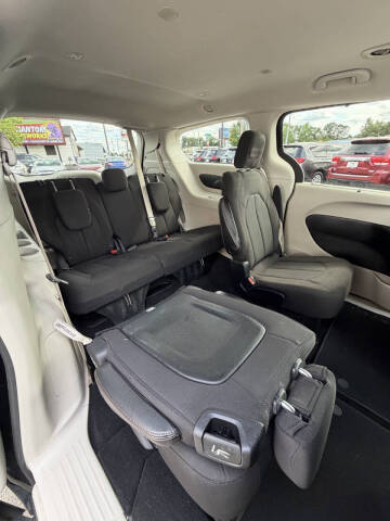 2018 Chrysler Pacifica Touring Plus